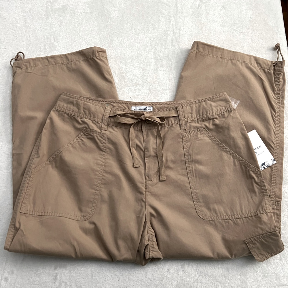Caribbean Joe NWT Khaki Tan Cargo Five Pocket Capri Pants, Size 10
